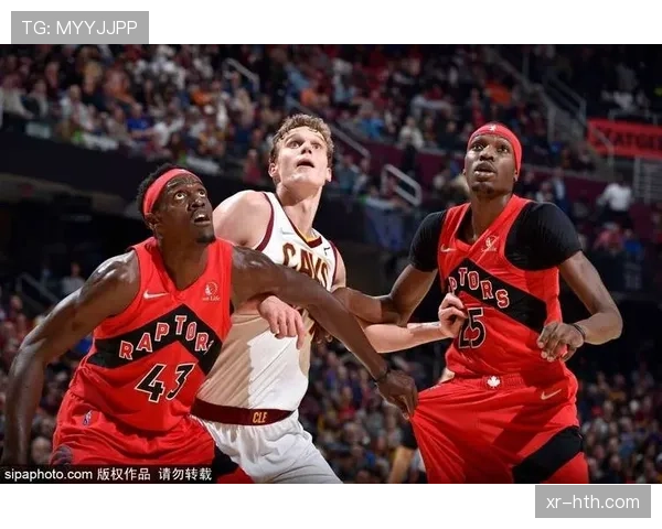 战术节点分析:猛龙用无限换防策略成功限制骑士后卫加兰的挡拆进攻